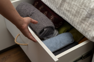 Lesson 3_Close the Drawer