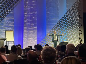 Oz Pearlman on Stage